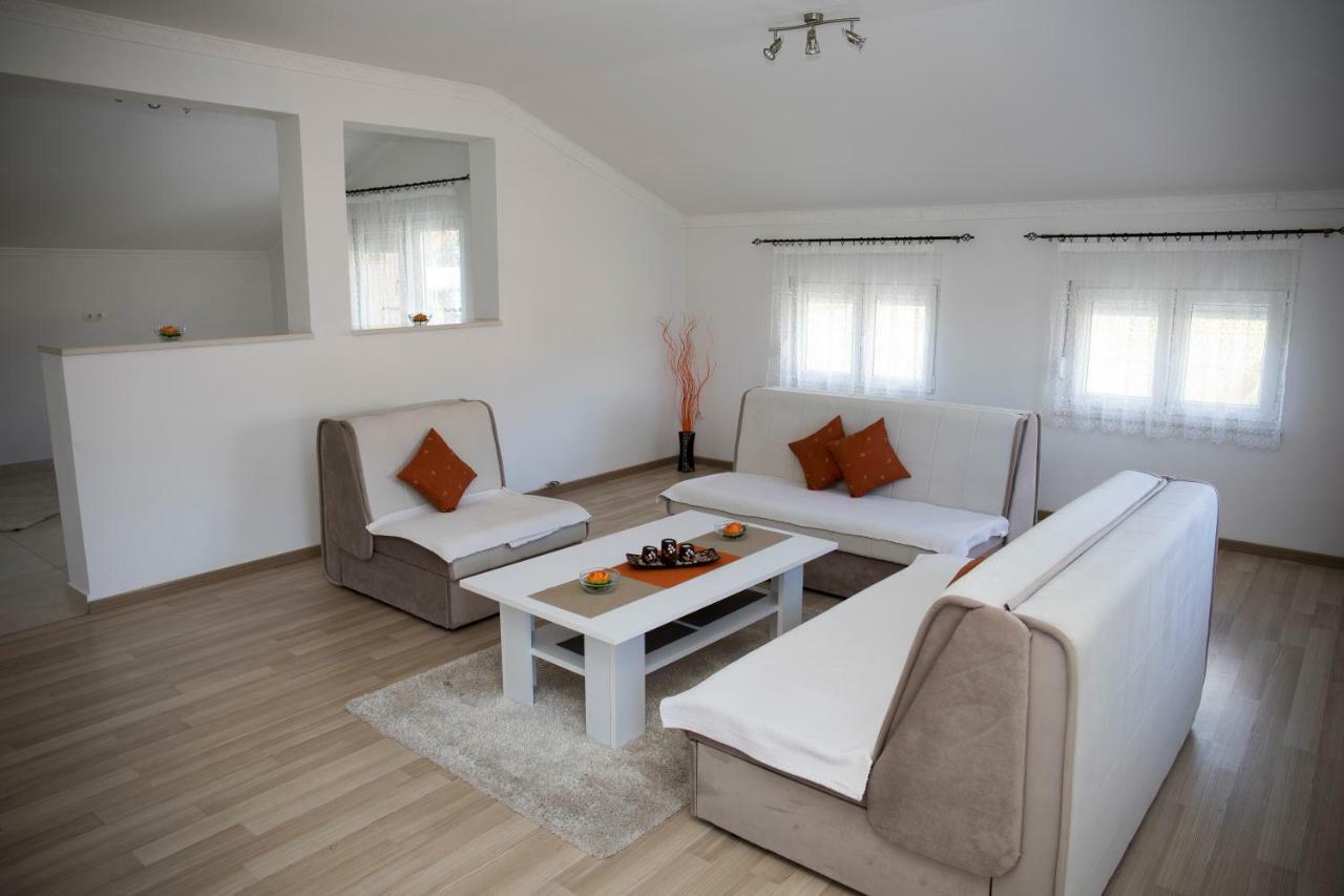 Relax Guest House Blagaj Exterior photo